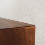 3-door low-door furniture