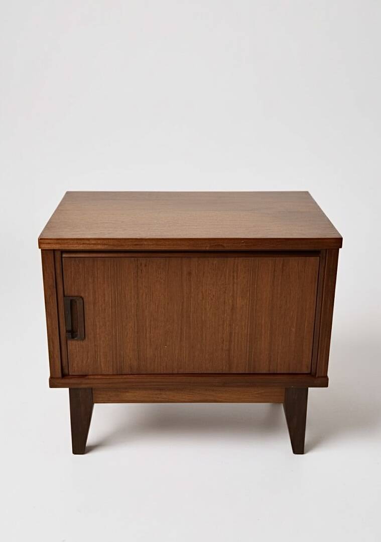 Pair of vintage Scandinavian bedside tables from the 60s/70s