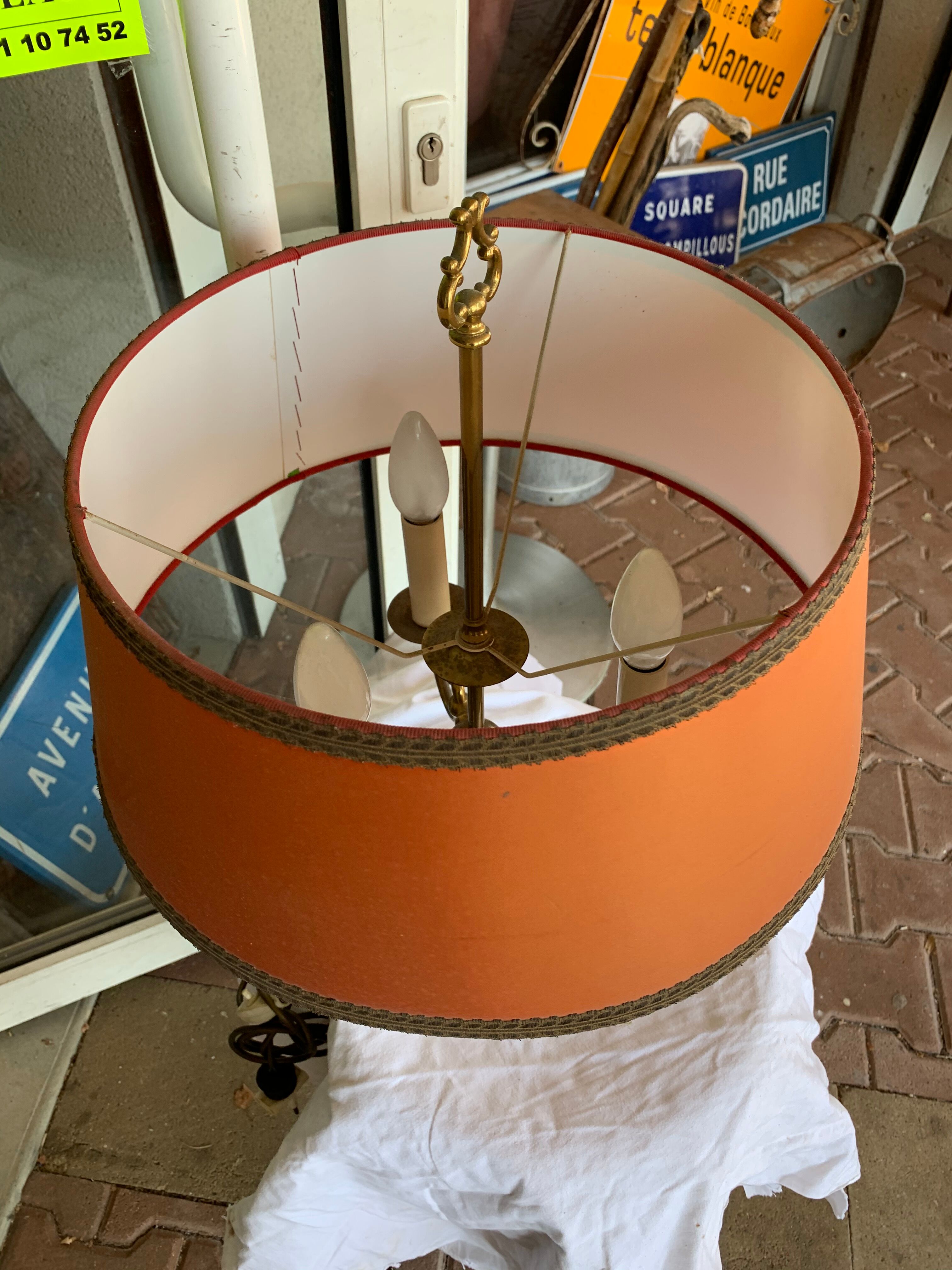 Bouillote-style table lamp