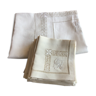Old rectangular white-ecru tablecloth + its 12 matching towels