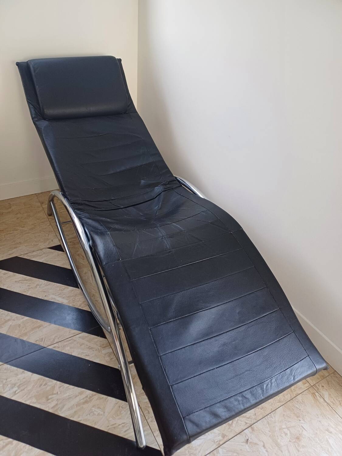 Armchair chaise longue