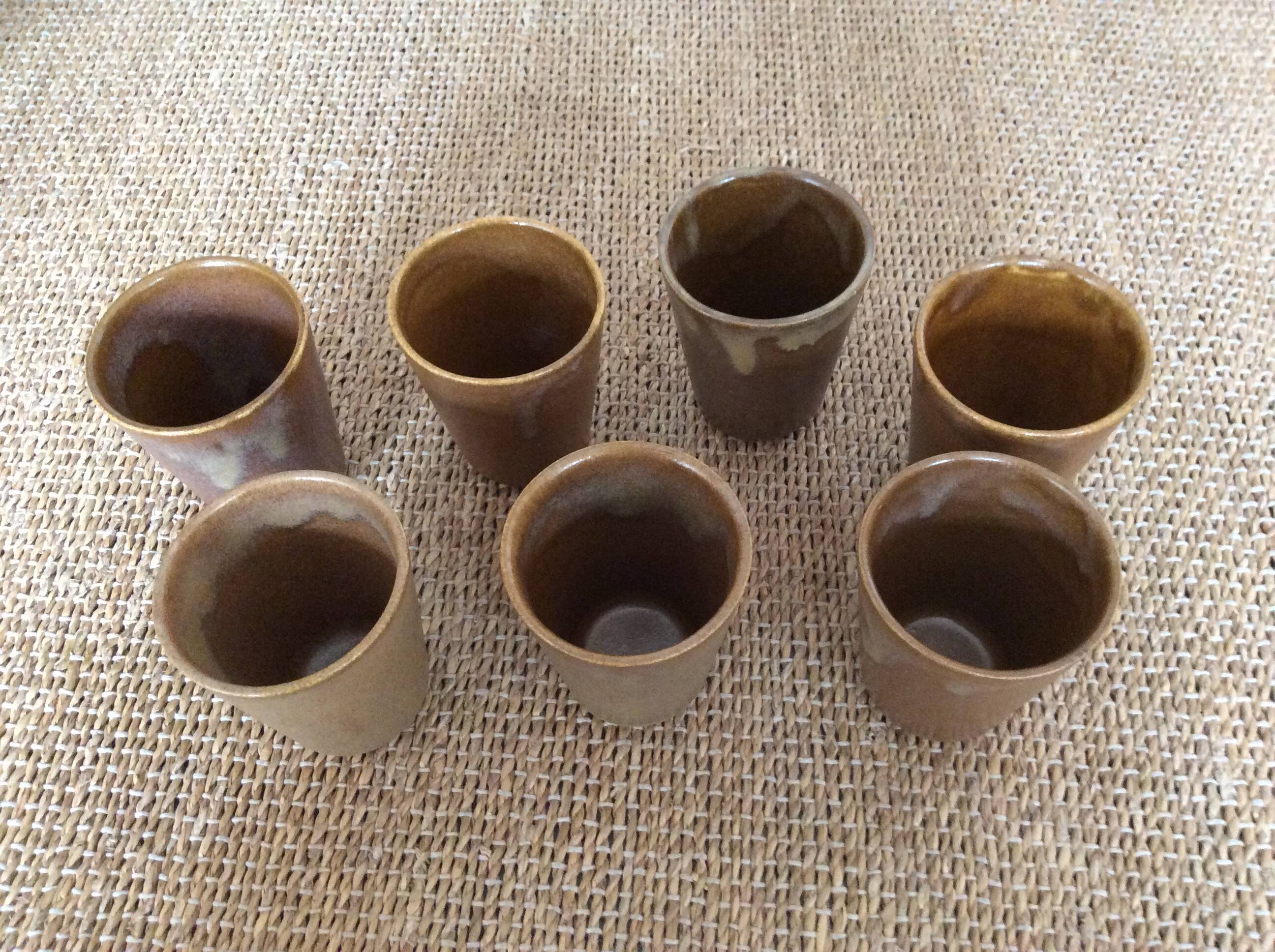 7 stoneware coffee cups
