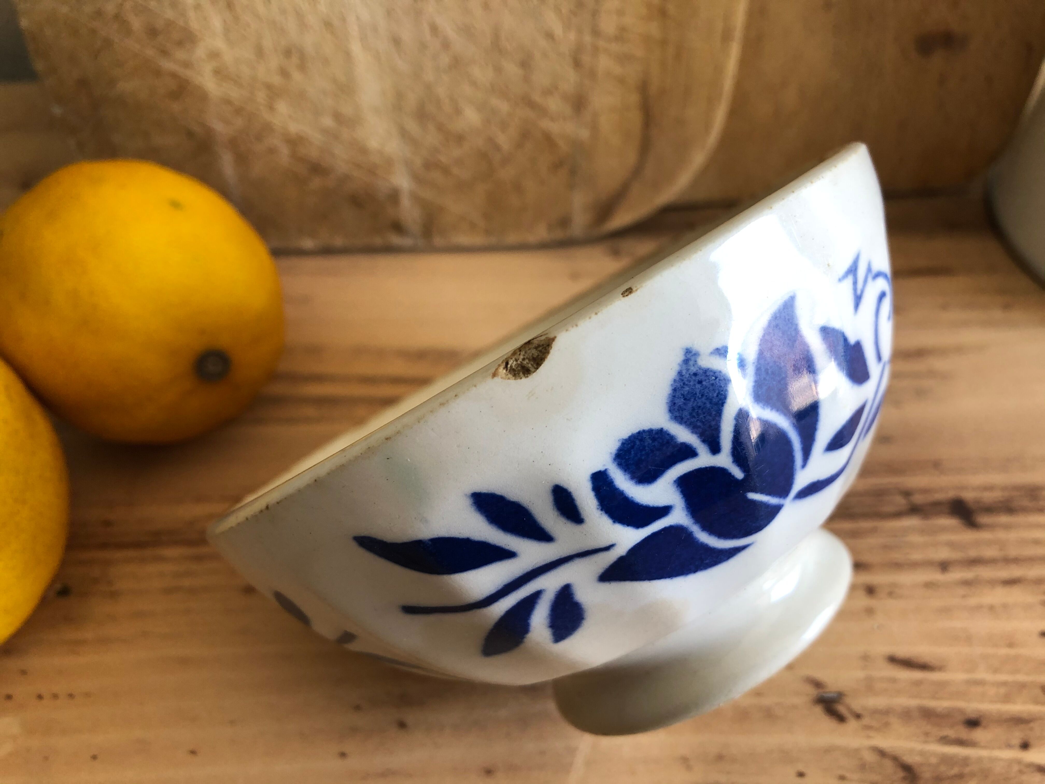 Ancient bowl Digoin blue flowers