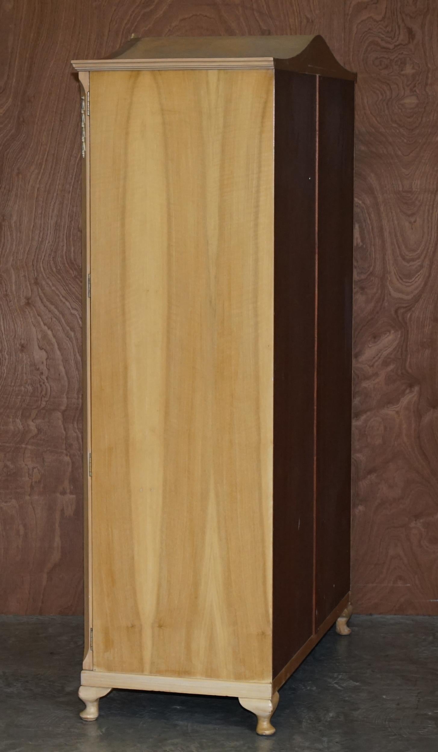 Light walnut wardrobe from the 1940s - Walnut Works