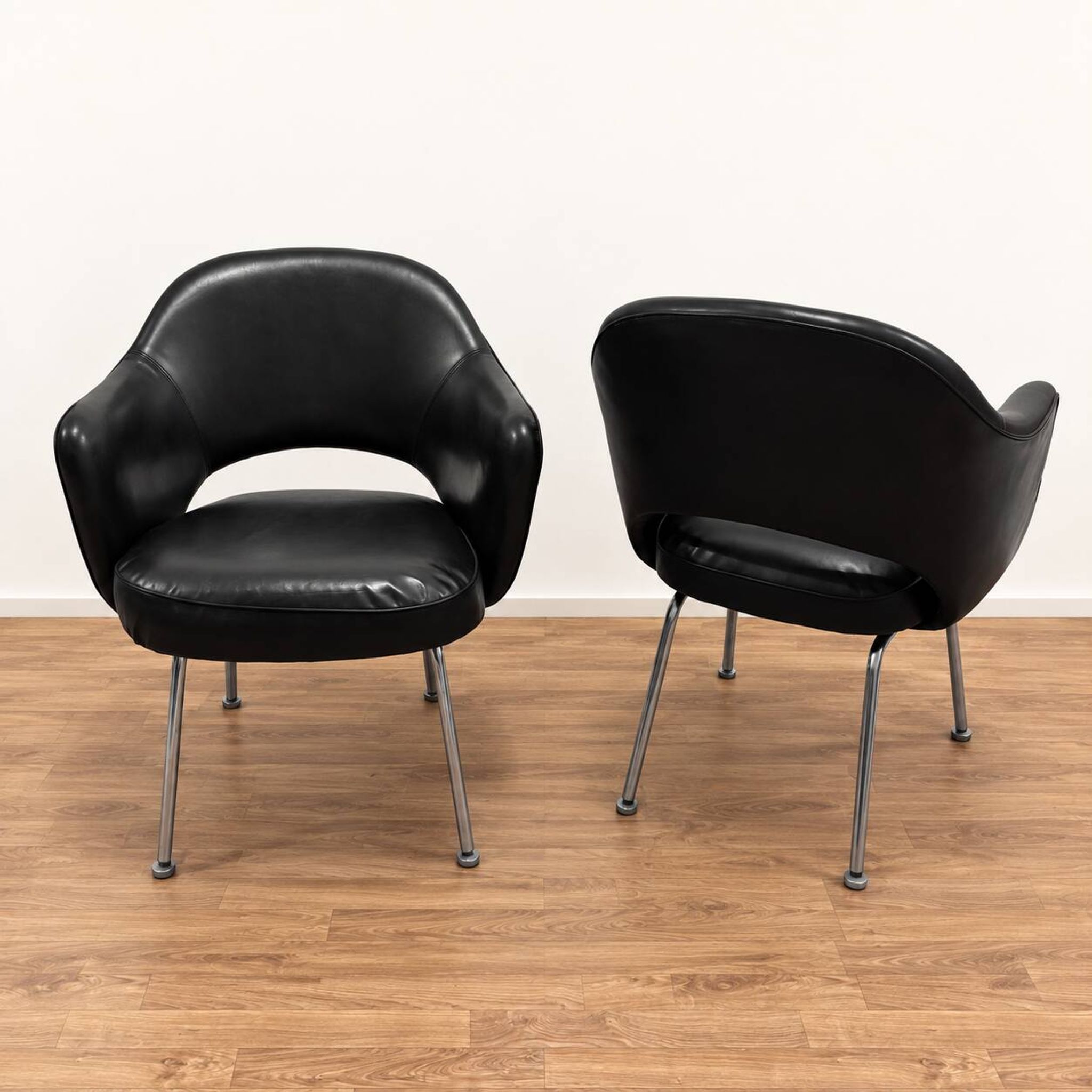 Fauteuils Conférence d’Eero Saarinen pour Knoll