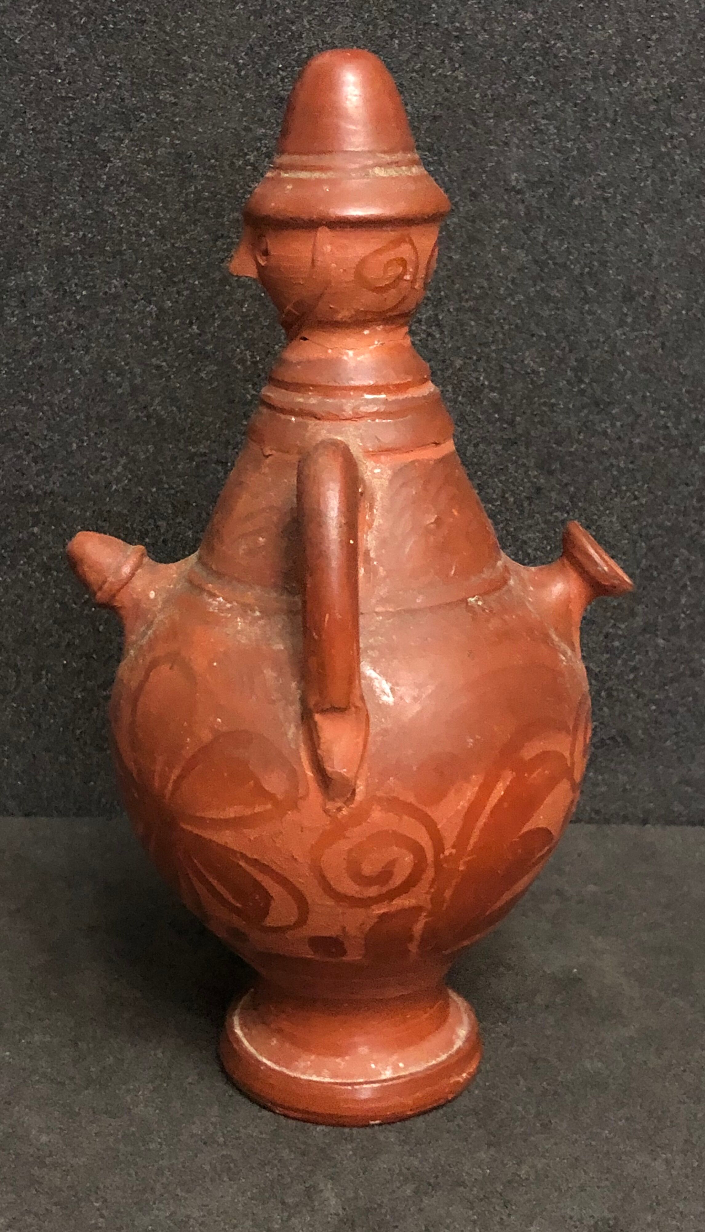 Gargoulette anthropomorphe à décors lustré Espagne XXe