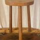 Ancien tabouret de traite tripode