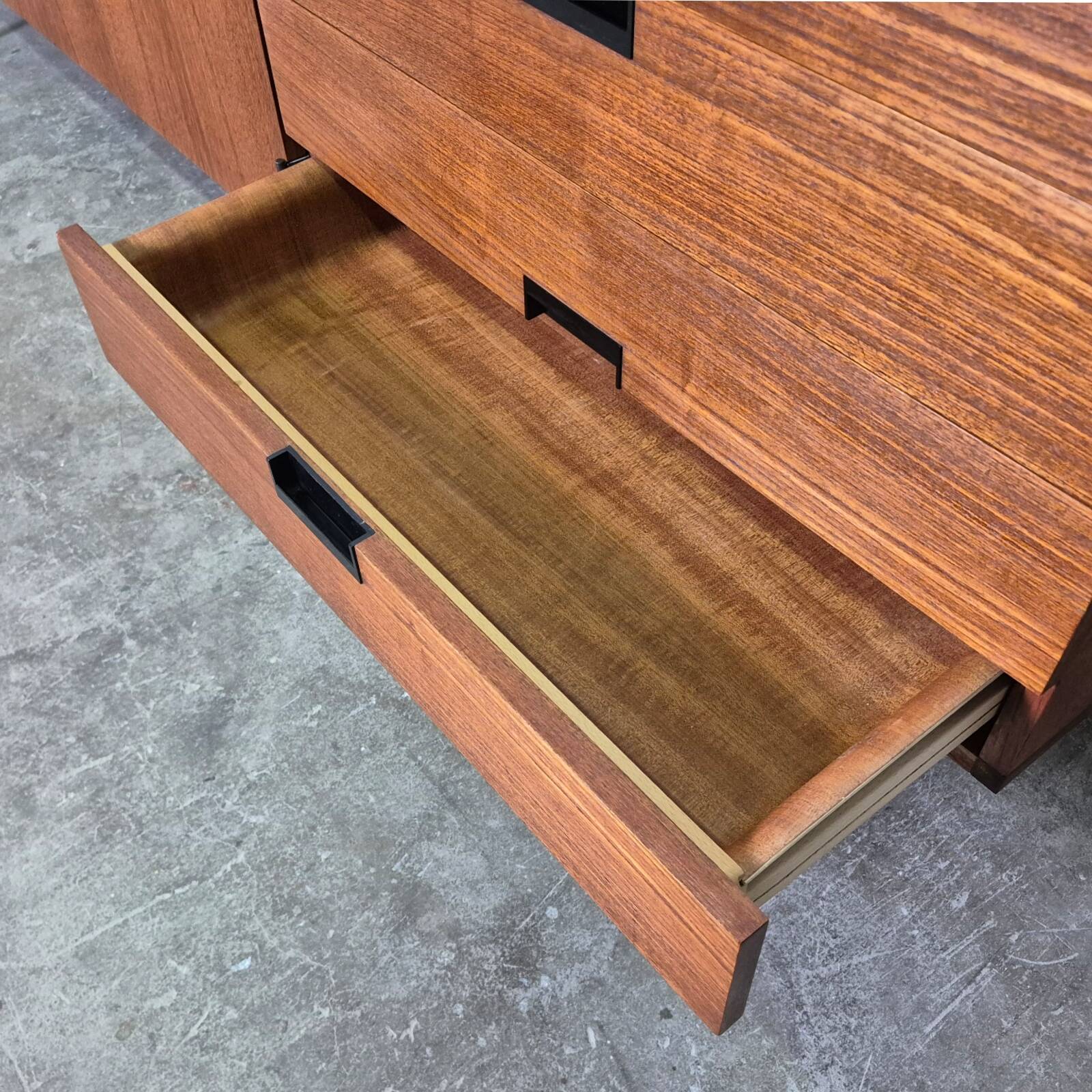 Iconic DU03 credenza by Cees Braakman for Pastoe, Netherlands 1950s