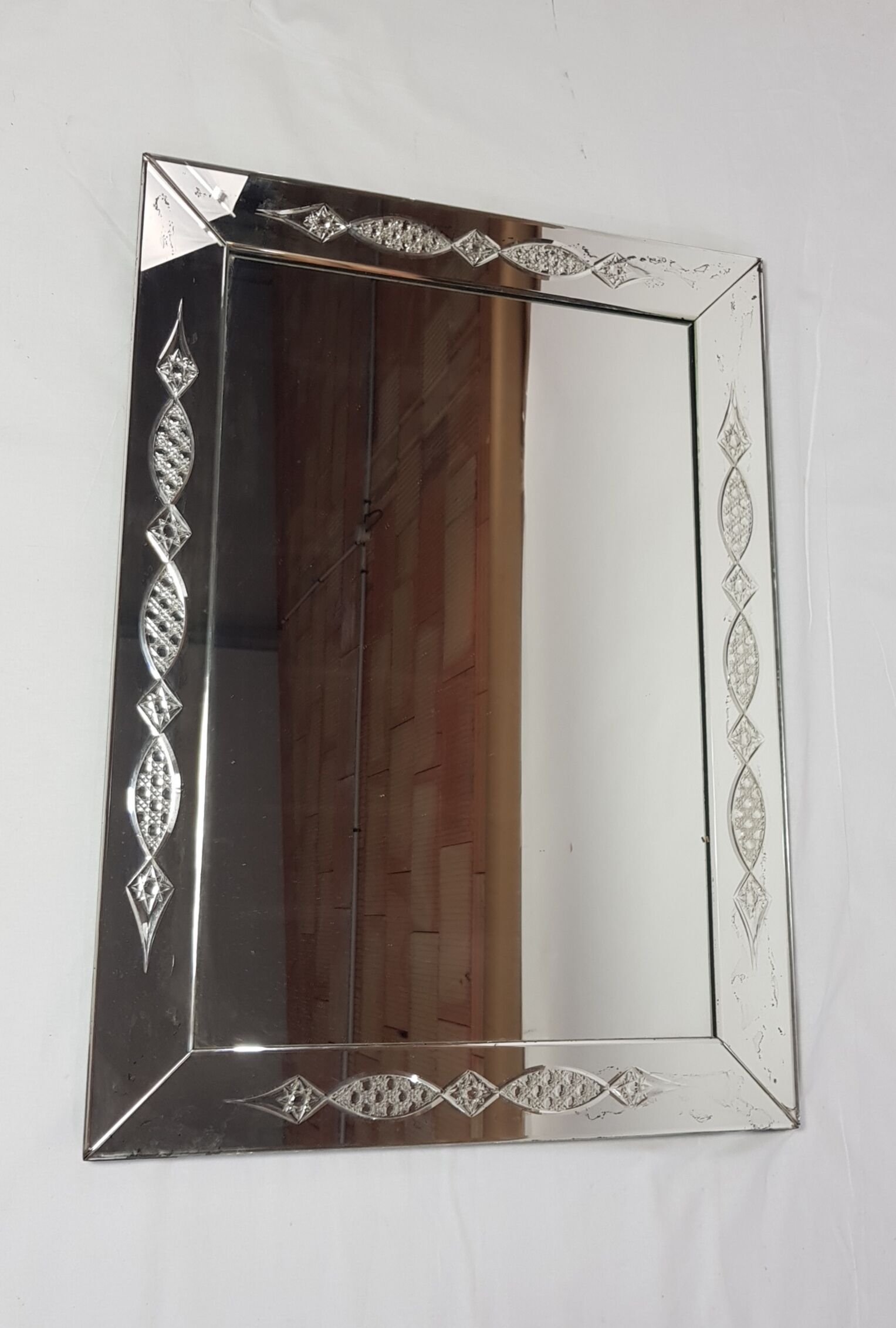 Venetian mirror in cut glass 81x68 cm 1950s