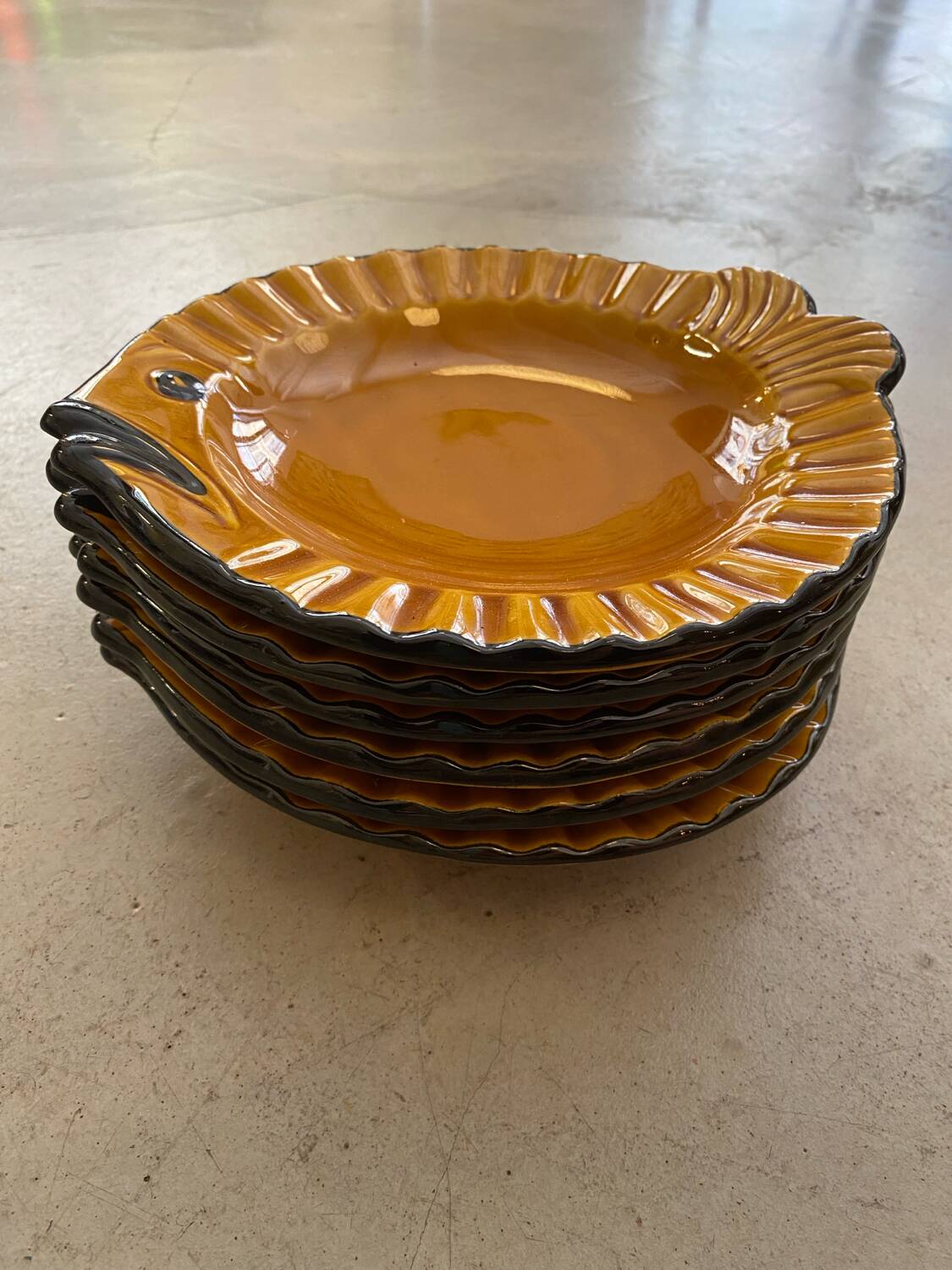 Vallauris fish soup plates