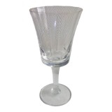 Verre a eau ancien en cristal de Baccarat modele art deco ht 16,5 cm