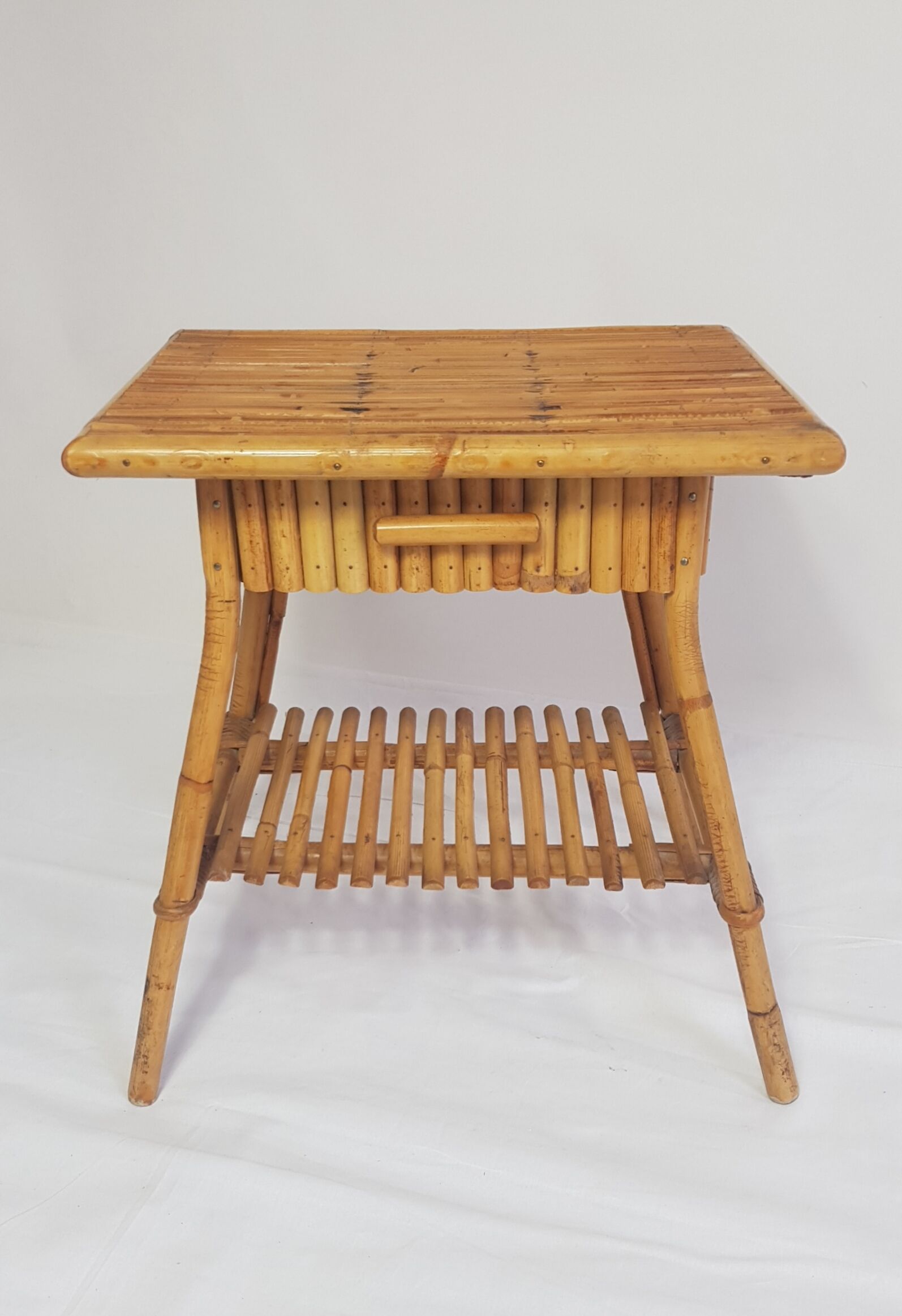 Rattan bedside awarded to Louis Sognot 1950