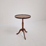 1950s English Mahogany Tripod Table in Georgian Revival Style