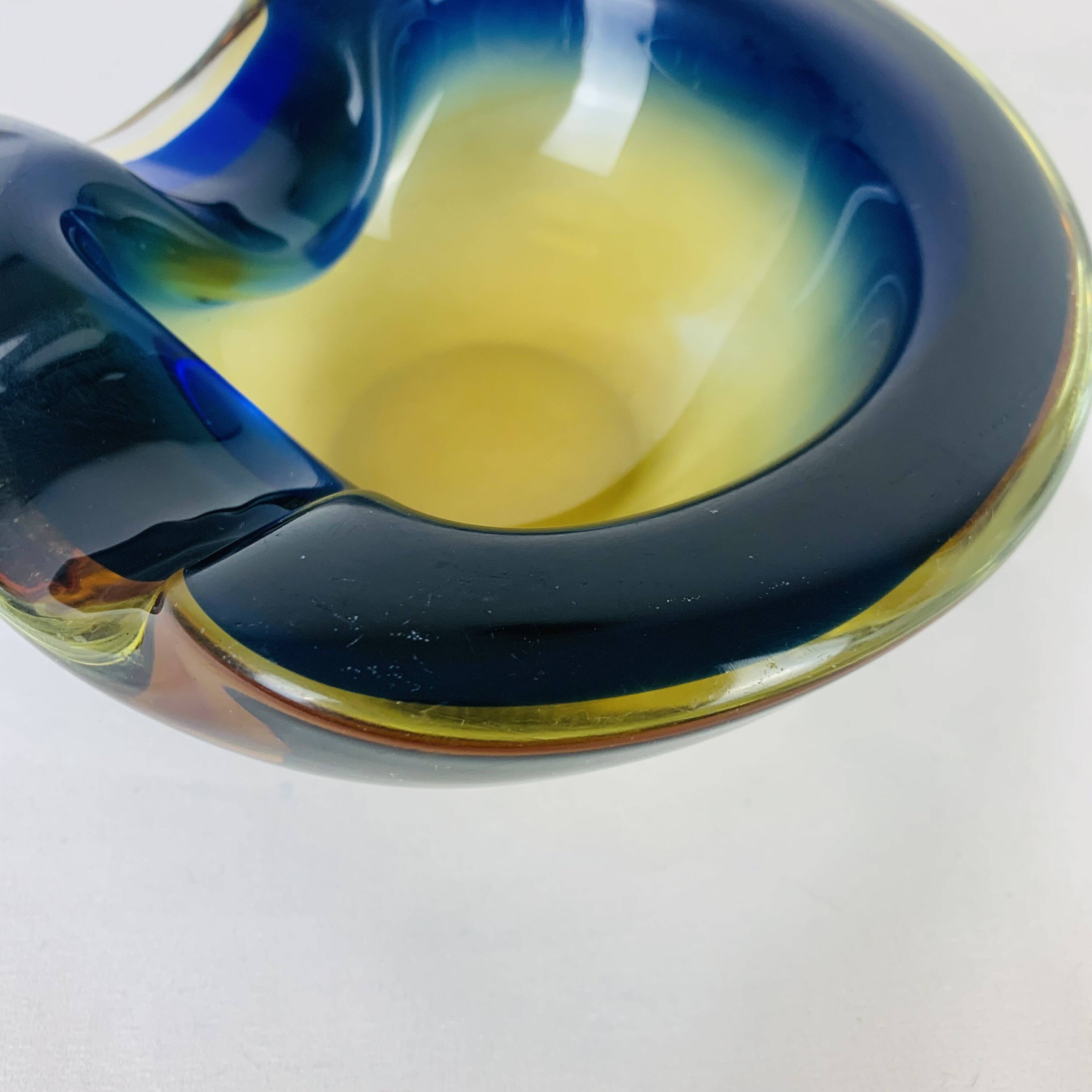 Sommerso Murano glass empty pocket ashtray