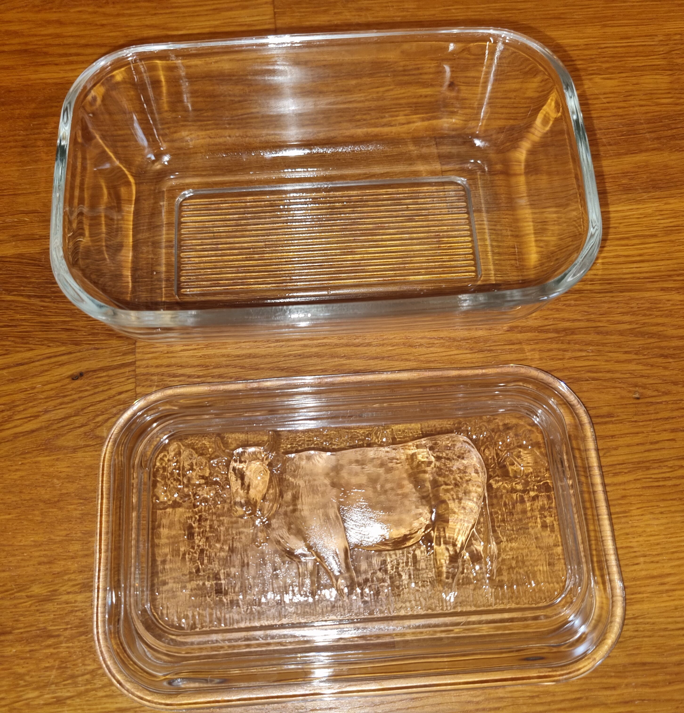 Vintage glass butter dish Pyrex Cow pattern