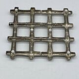 Vintage extendable metal trivet imitation bamboo
