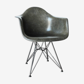 Armchair by Charles & Ray Eames for Zenith Plastics 1950