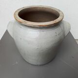Beige enameled stoneware pot