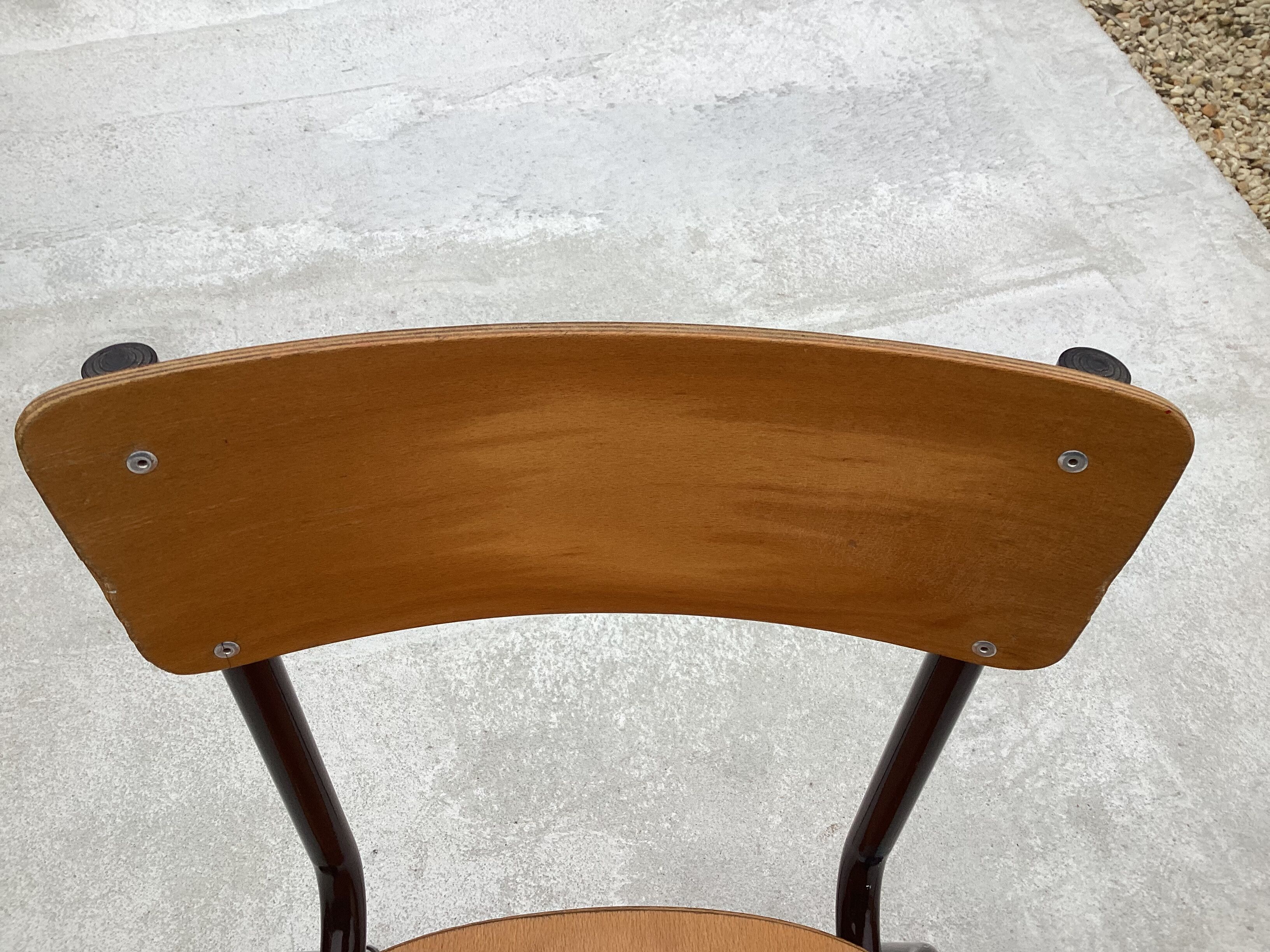 Chaise d'école bois et métal pour grand enfant