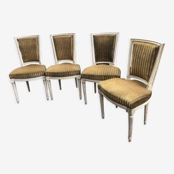 Quatre chaises style Louis XVI