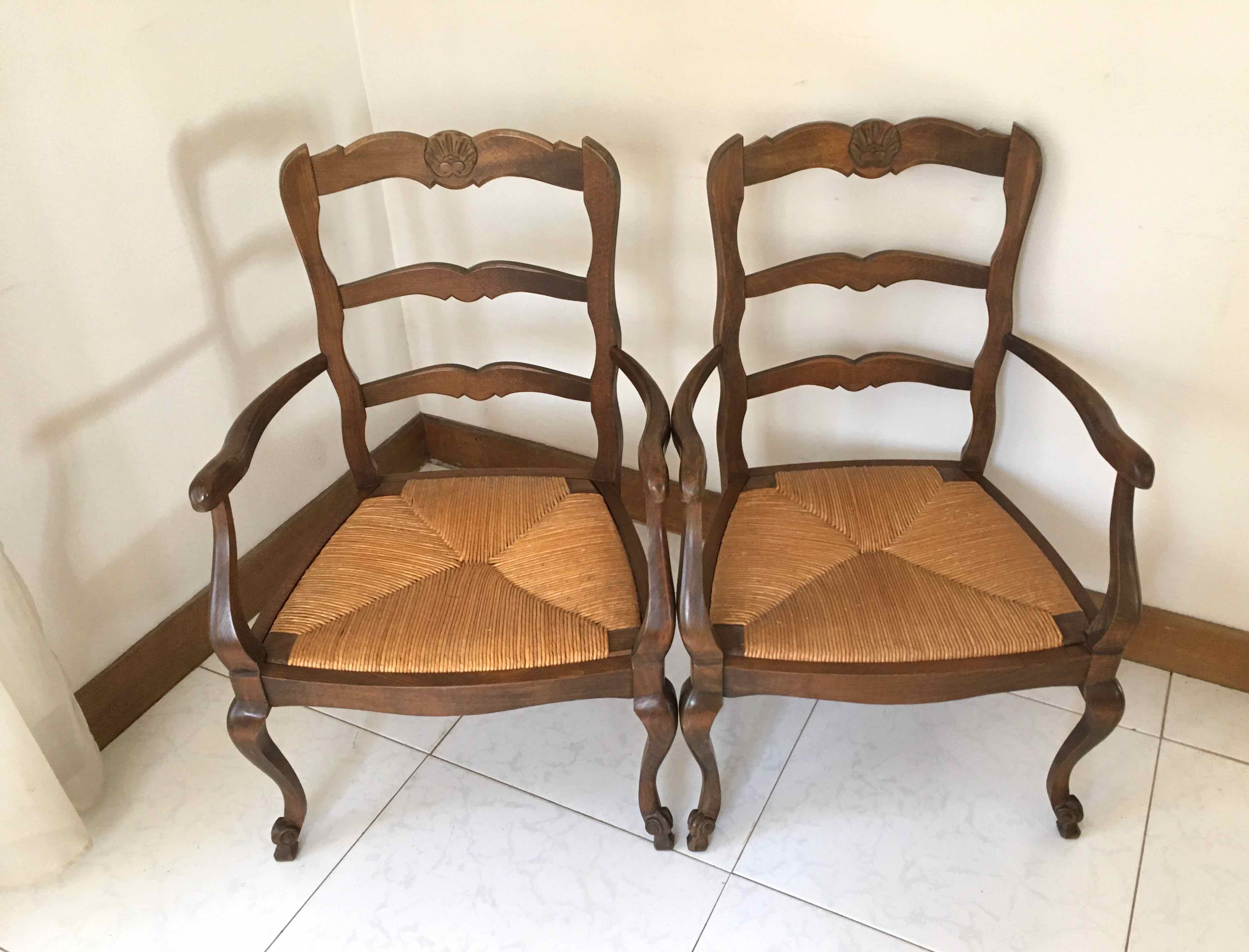 Pair of Provencal mulched armchairs Louis XV style