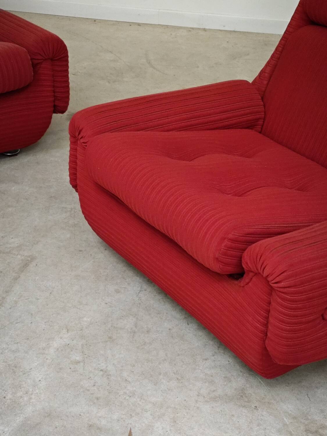 Paire de fauteuils rouge Atlantis Space Age République Tchèque 1970