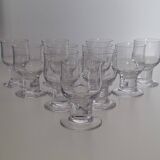 Verres à pied épais vintage