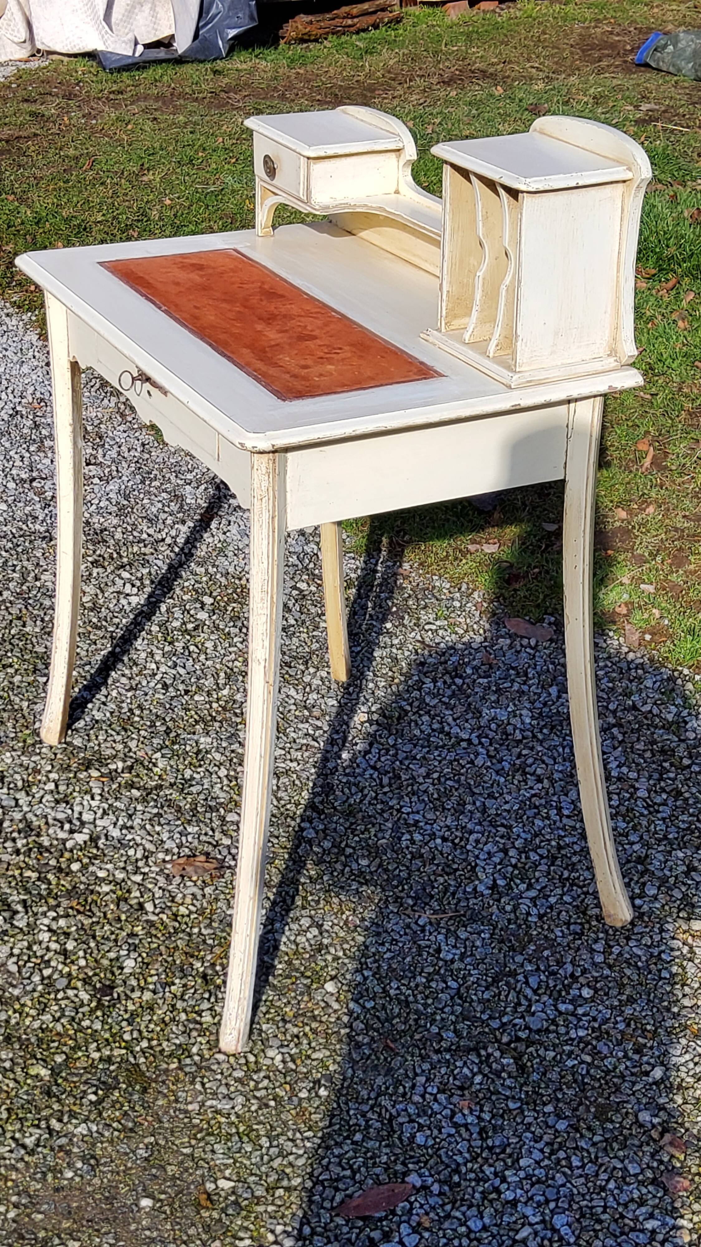 Happiness of the day art nouveau desk from the 1900s