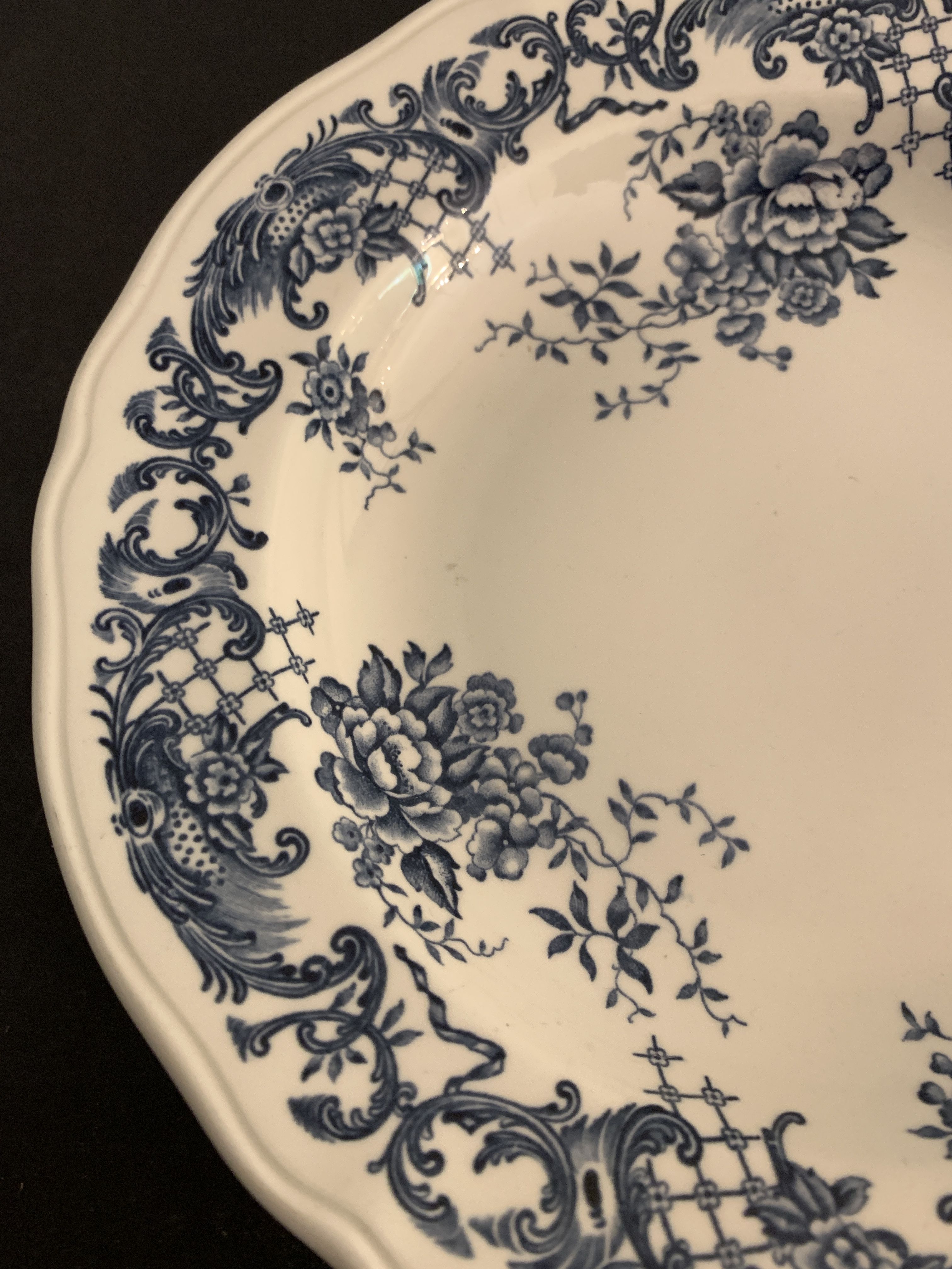 8 hollow plates Villeroy and Boch, Valeria model in vitro porcelain
