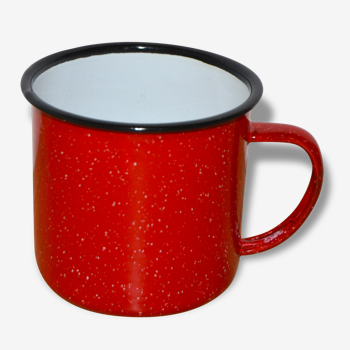 Cup red enameled metal speckled