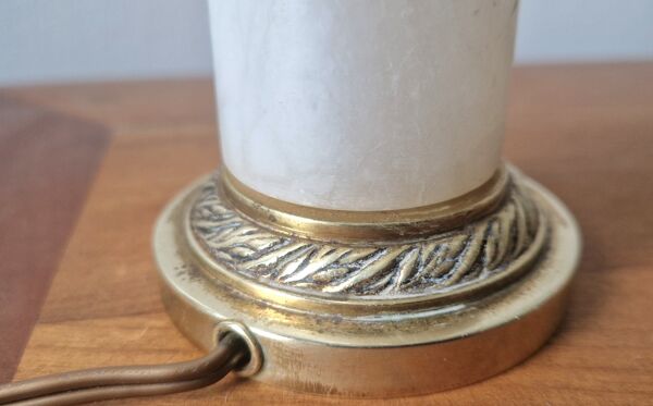 Lampe de table Néo-Empire en Albâtre et Laiton - Abat-jour Tulipe en V