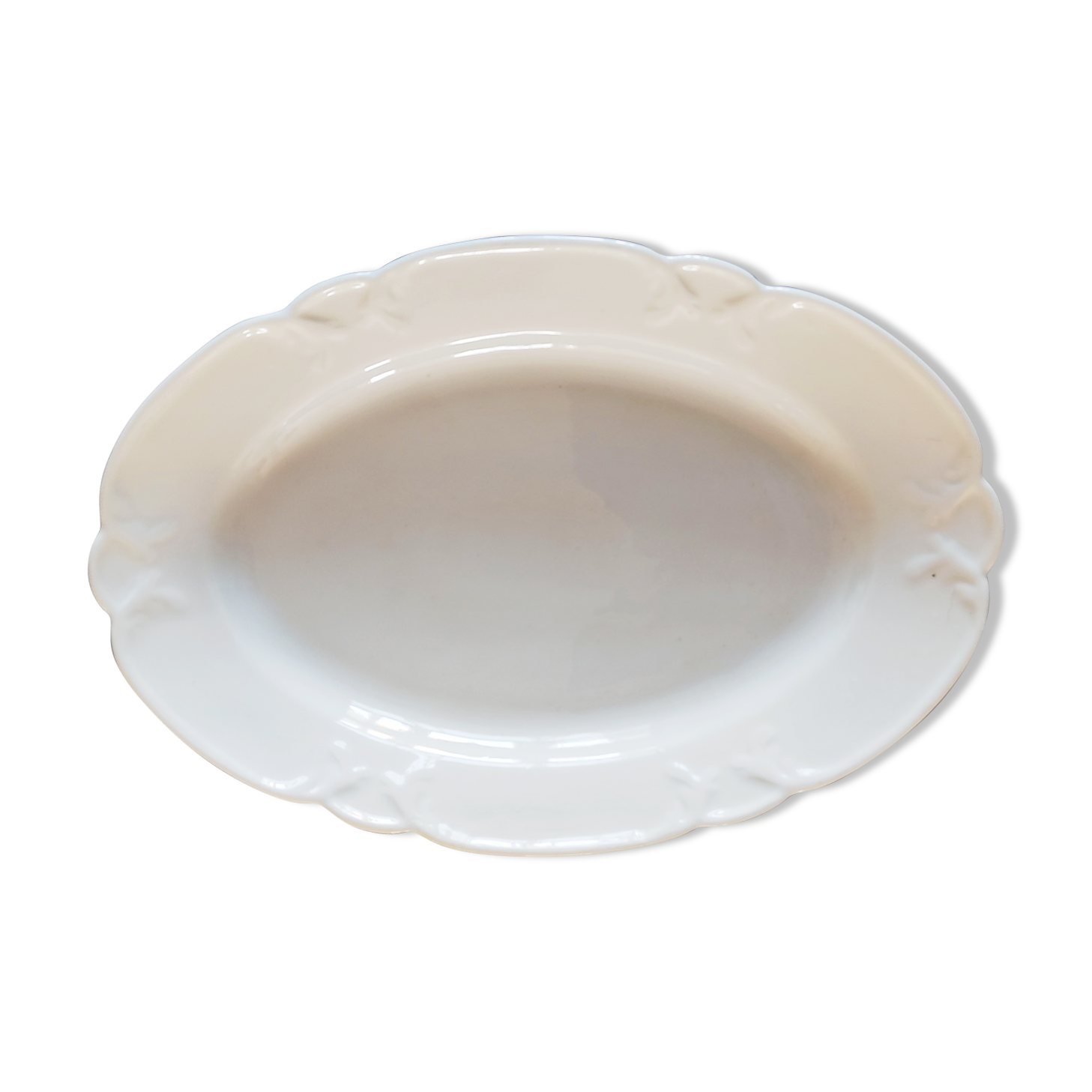 White porcelain oval dish around 1900 35 x 24 cm