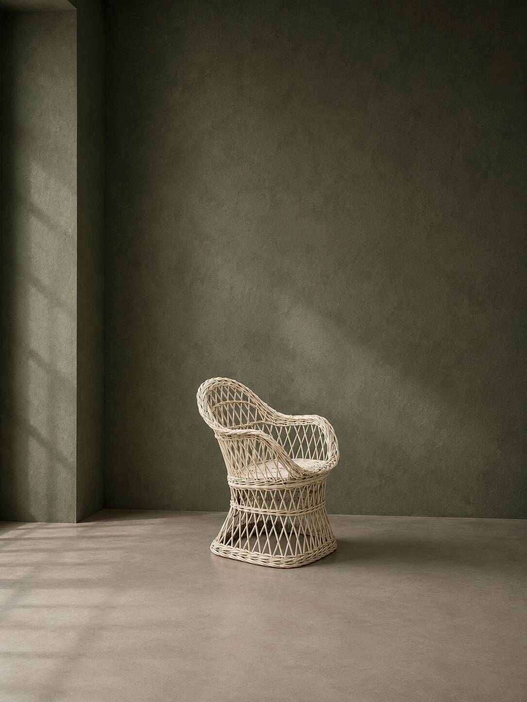 Fauteuil enfant en rotin vintage