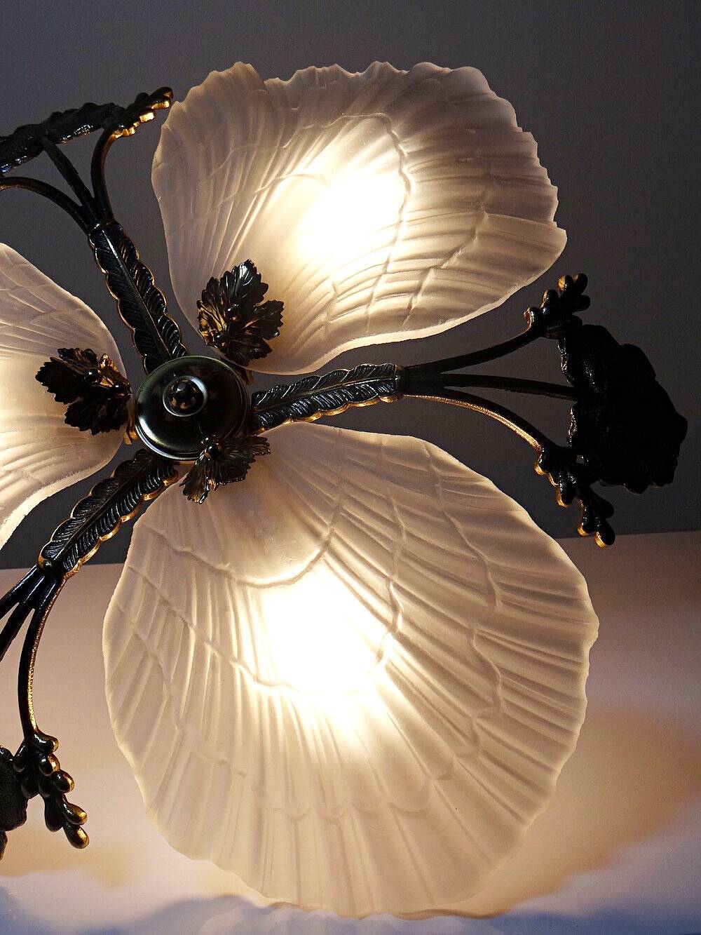 Vintage 1980s-90s Hollywood Regency Art Deco Bronze Mariner Seashell Chandelier