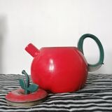 Decorative enamelled apple-shaped kettle