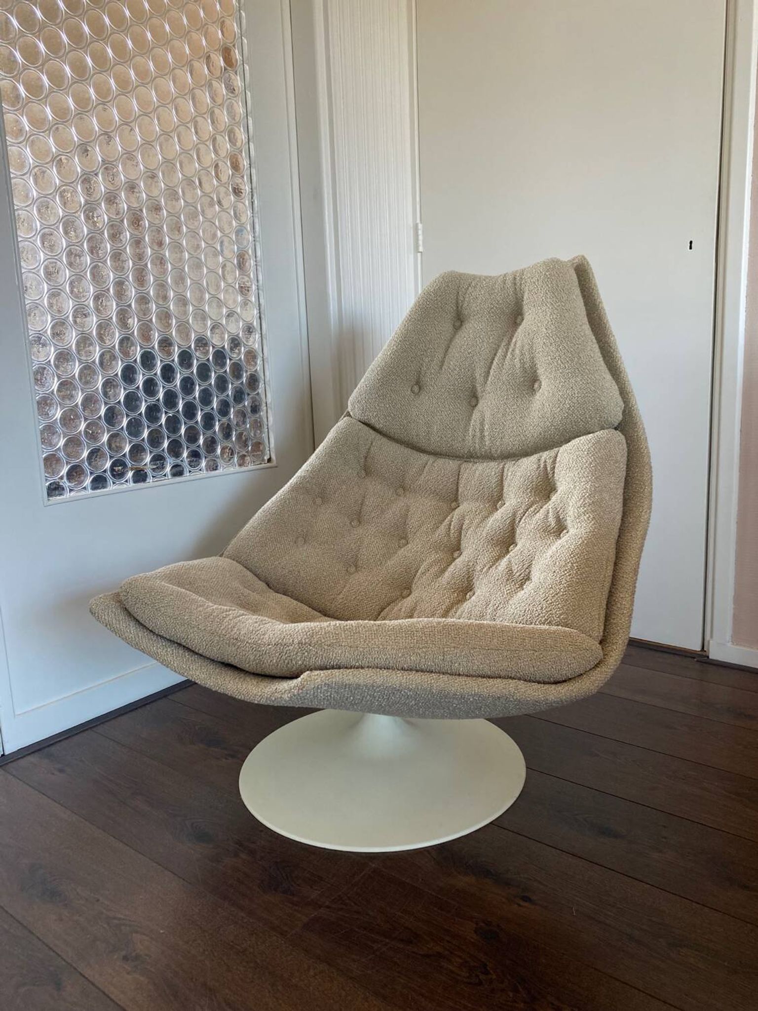 Fauteuil Lounge Artifort modèle F588 par Geoffrey Harcourt, années 1960