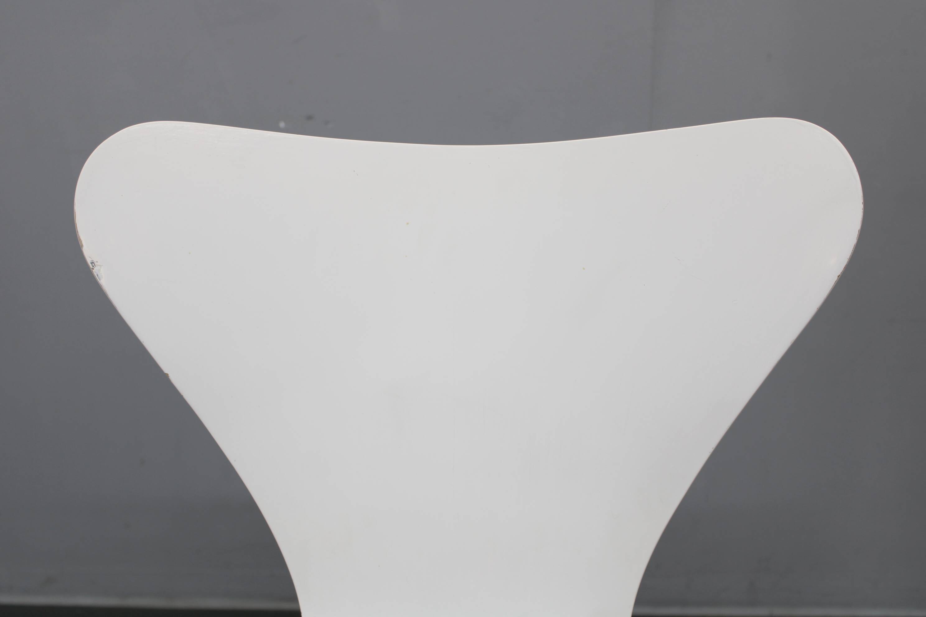 Pair of Series 7 chairs by Fritz Hansen, Denmark, 1970s