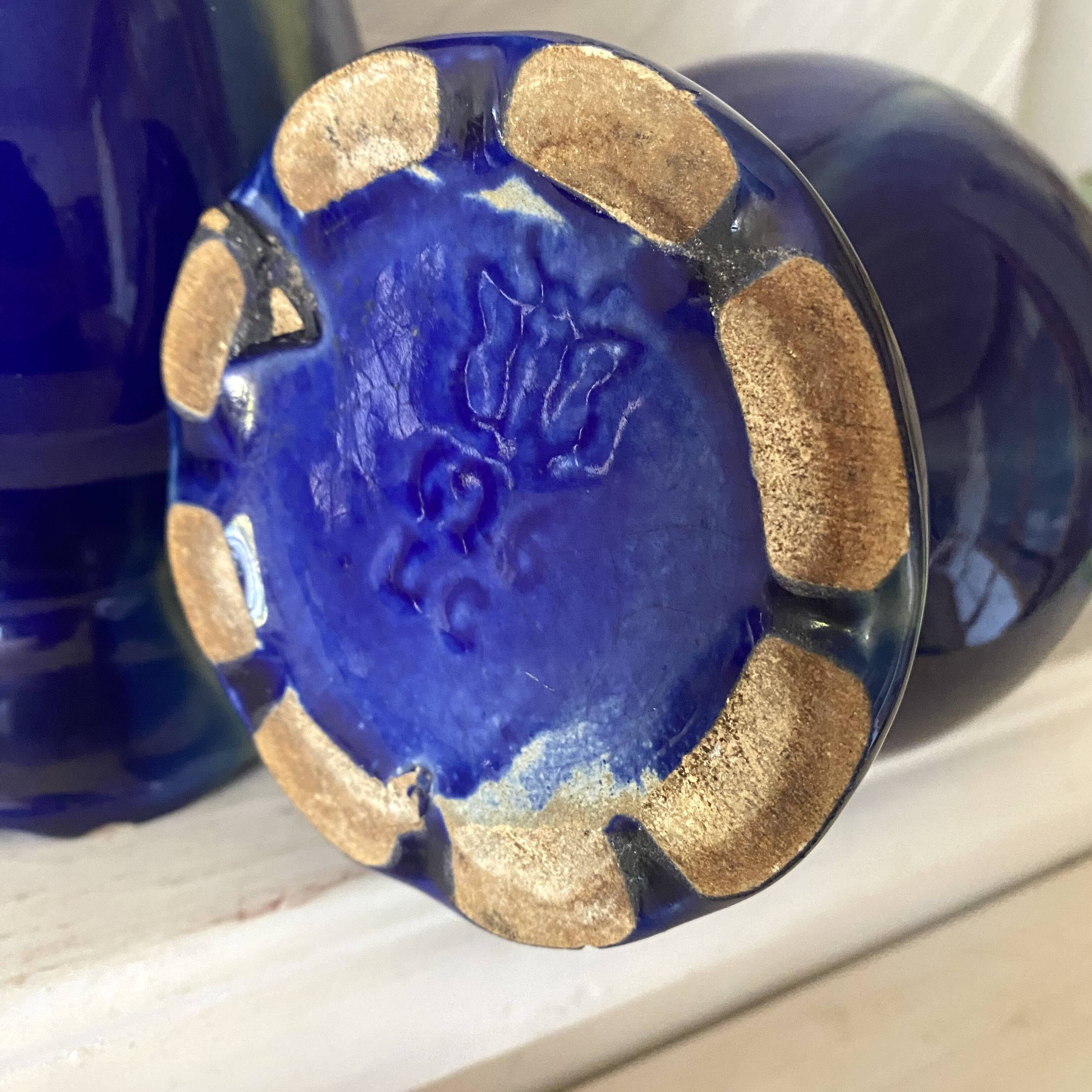 Pair of Art Deco vases in faience from Vierzon, Louis Gueule, cobalt blue.