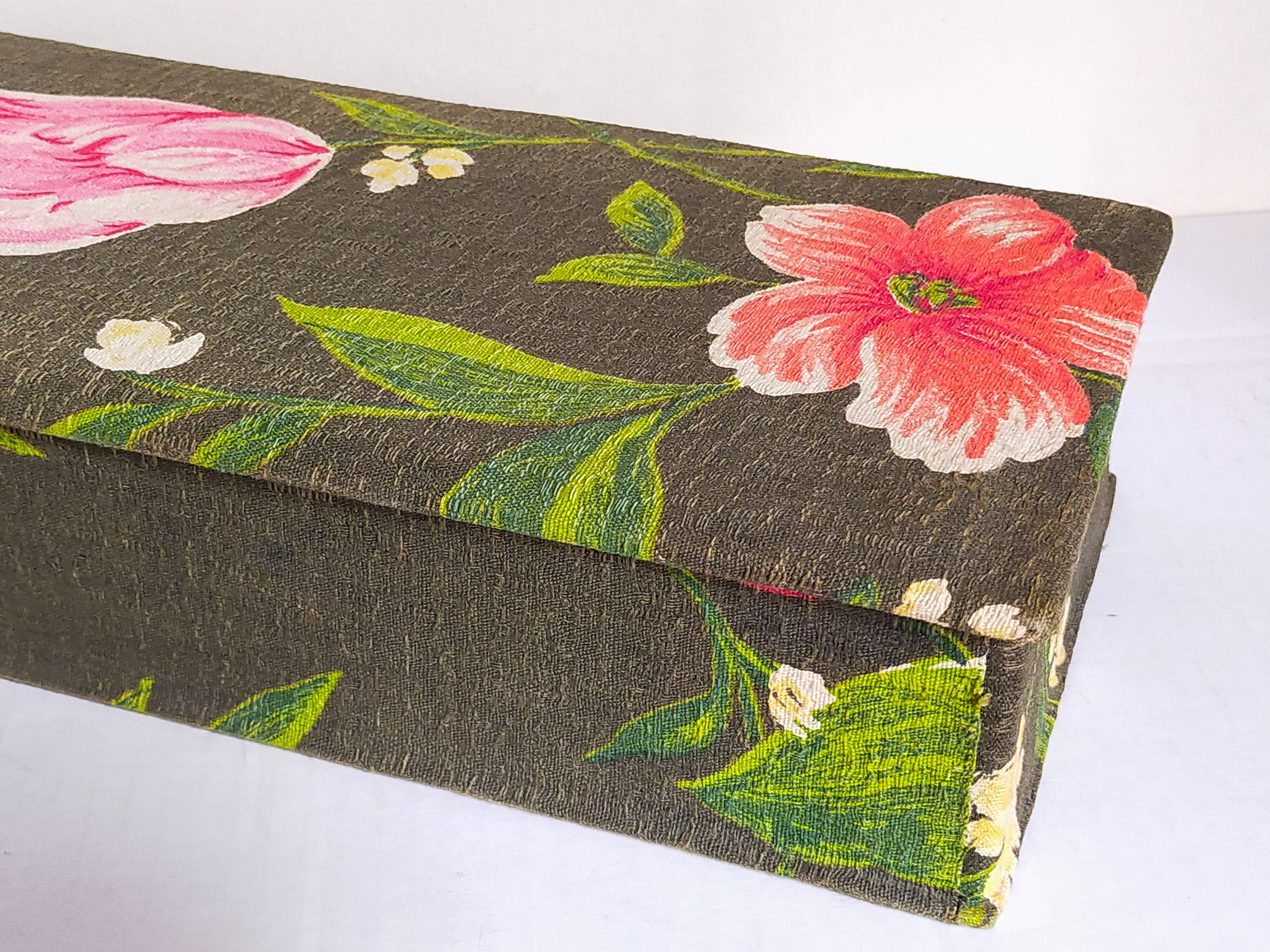 Box padded with old fabric