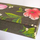 Box padded with old fabric