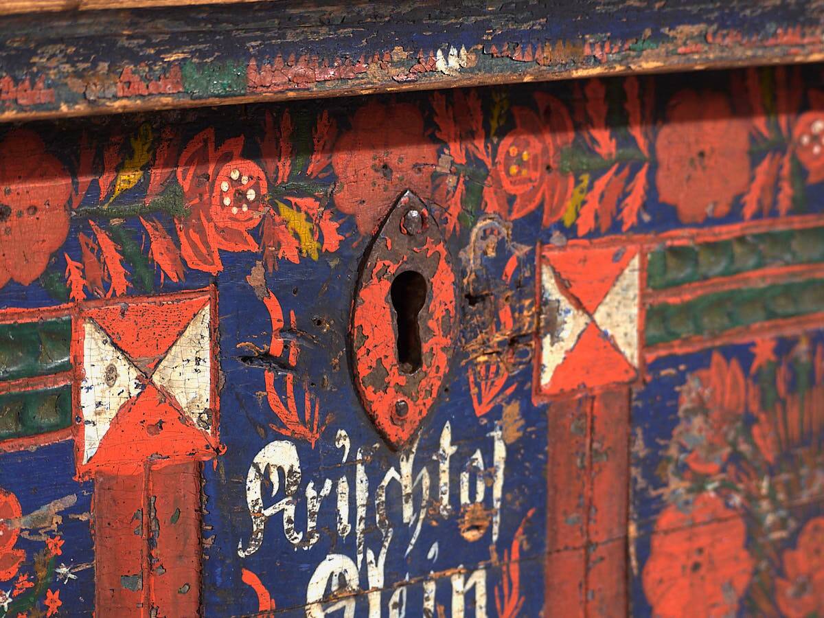 Antique solid wood trunk (circa 1913)