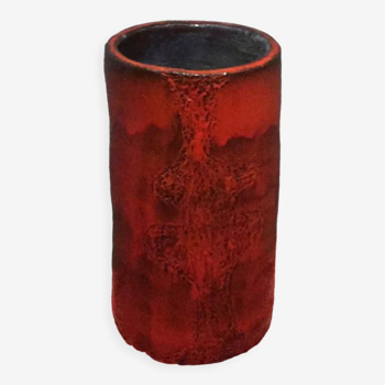 Vase rouge en céramique