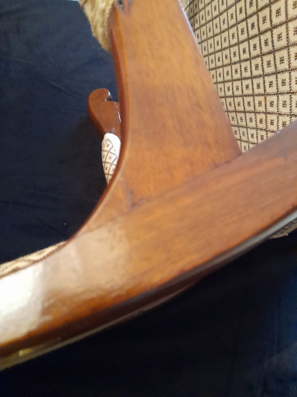 Children's armchair.