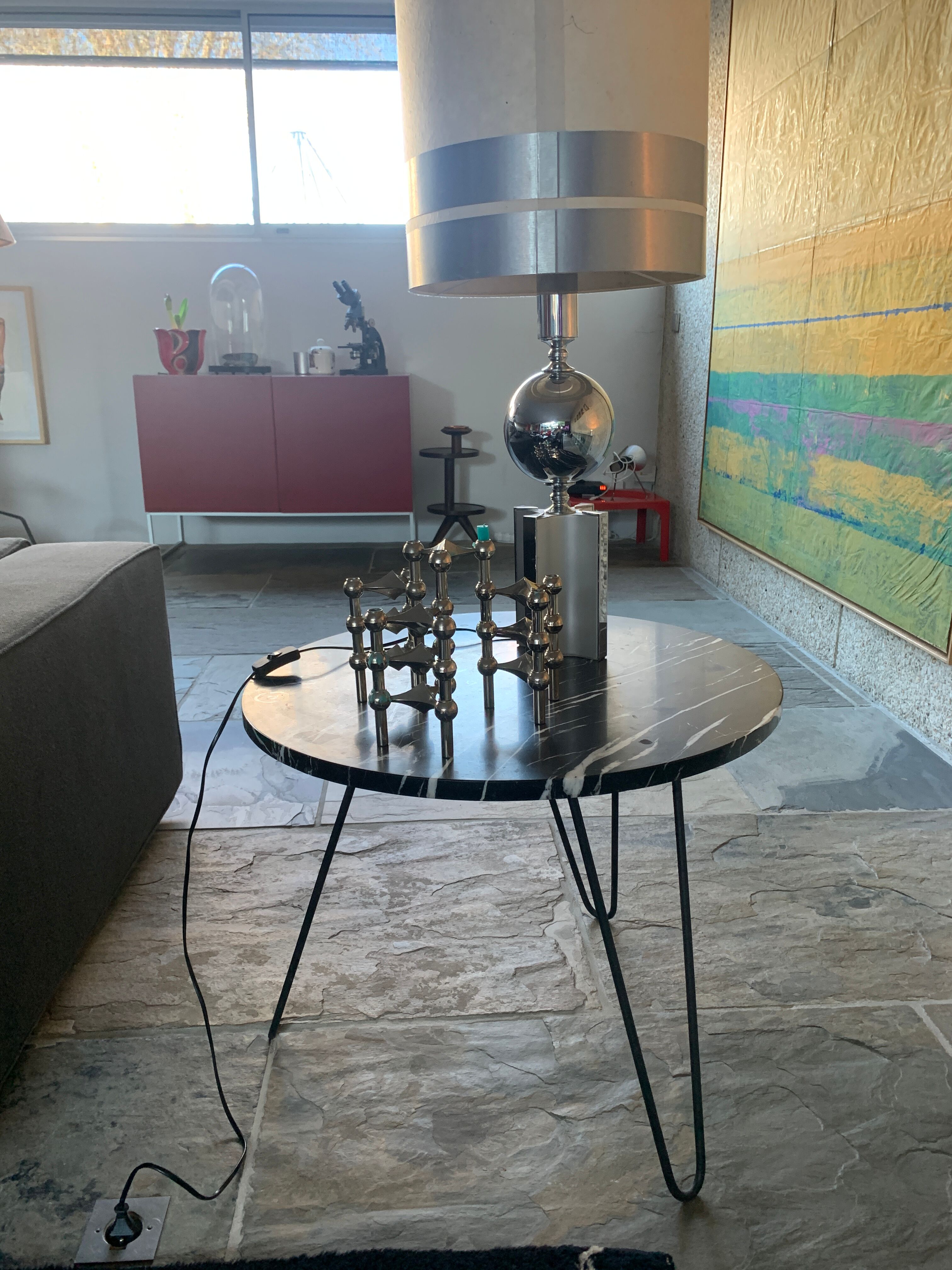 Table d'appoint en marbre et fer forgé
