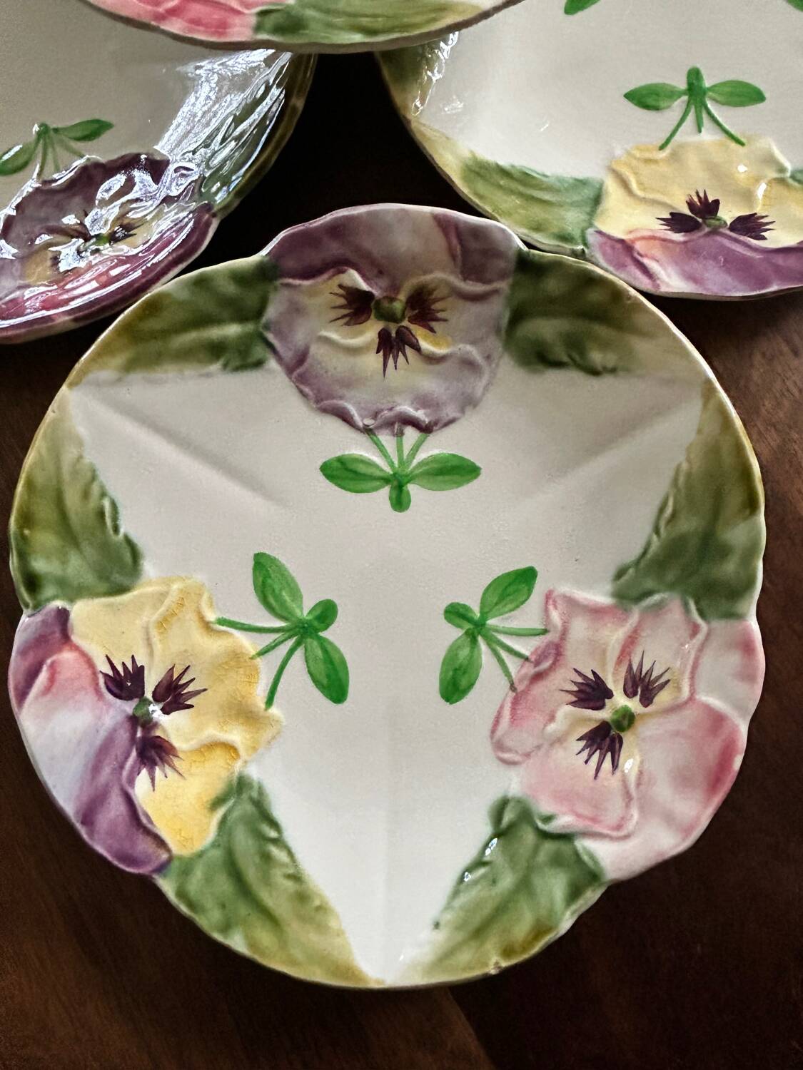 HB Choisy-le-Roi earthenware plates