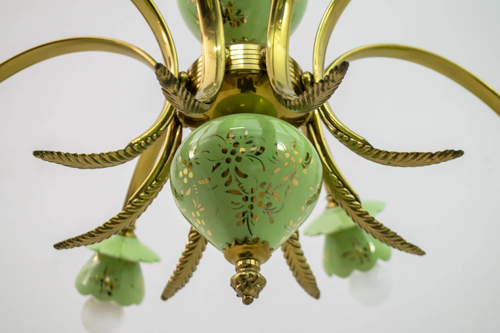 Neoclassical Style 8-Iight Italian Porcelain and Brass Chandelier, 1960s