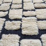 Moroccan Berber rug white-black 200cmx300cm