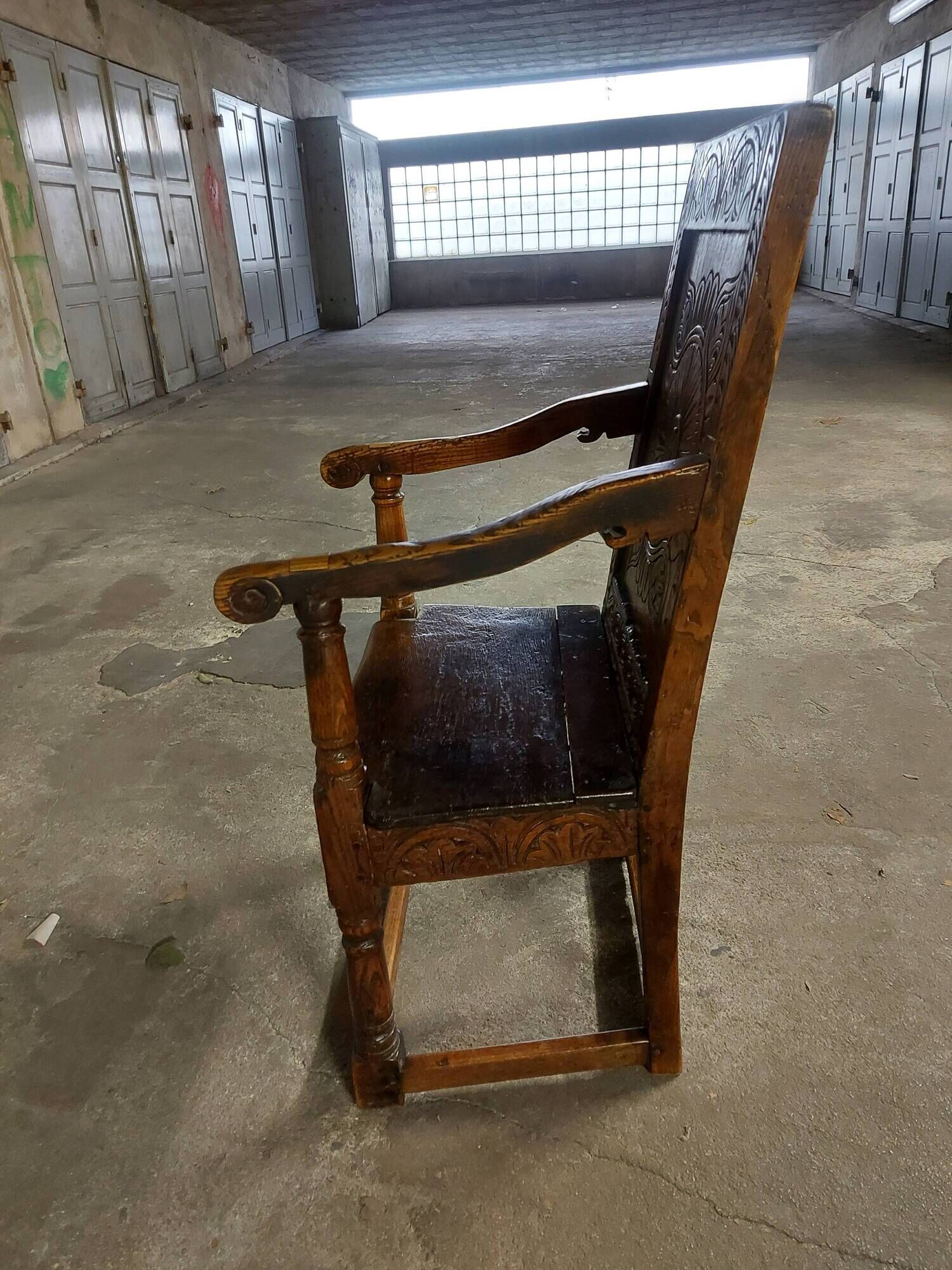 English armchair, epoque XVll