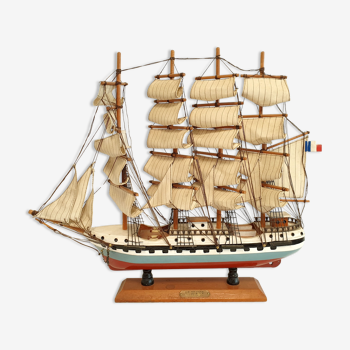 model of sailing boat / sailboat / old rigging