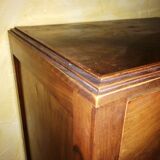 Chest of drawers in walnut